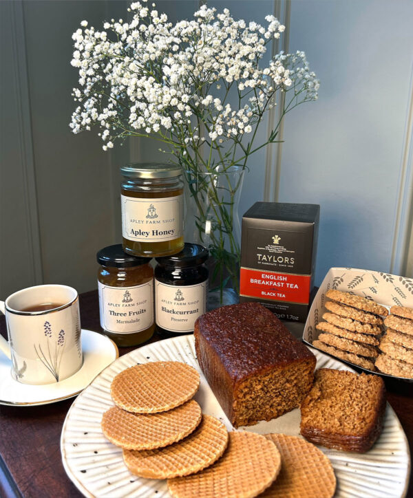 Apley teatime treat hamper
